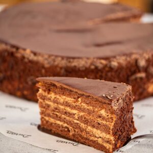 2 Tortenstücke Schoko-Obers